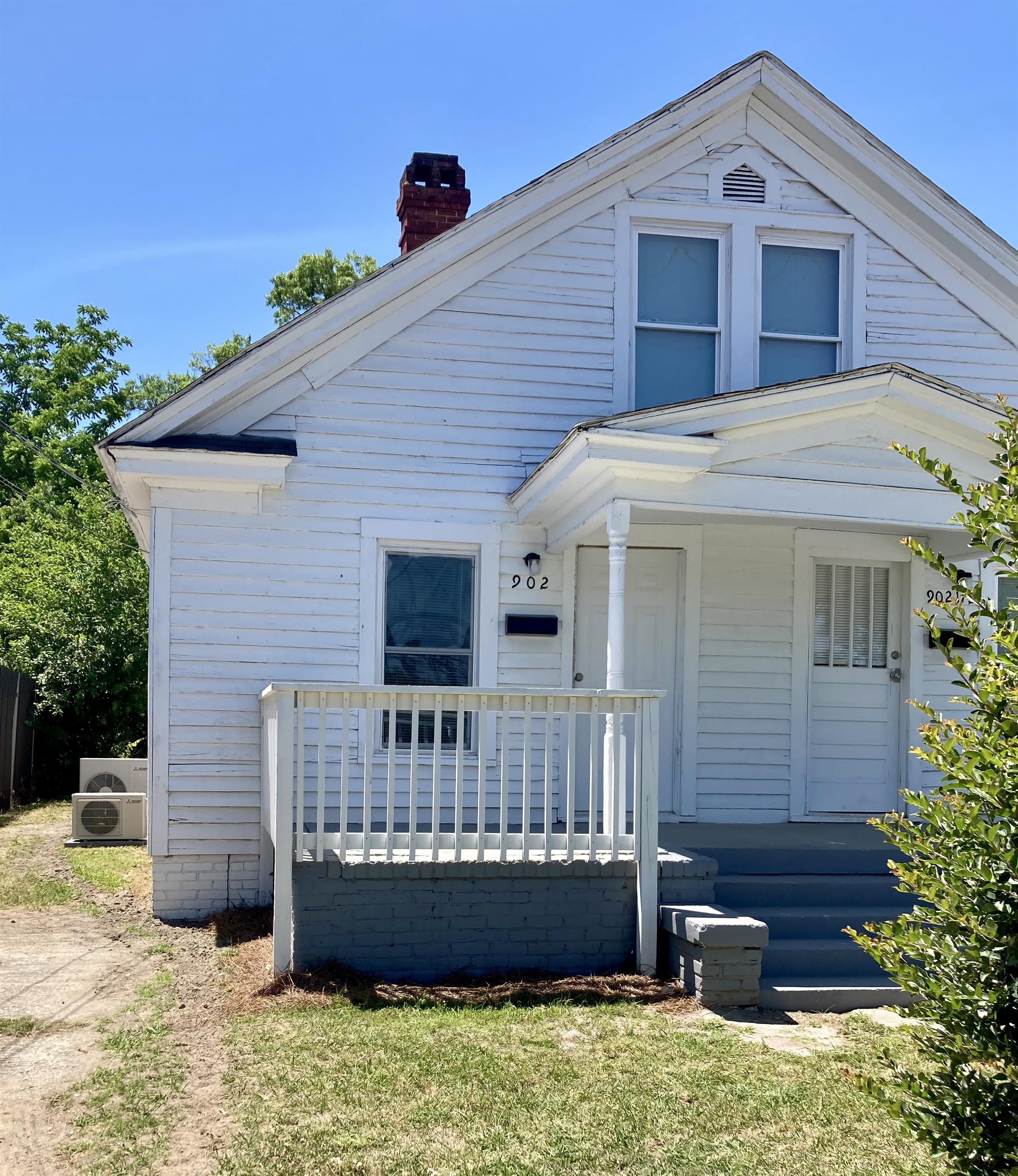 902 East Street